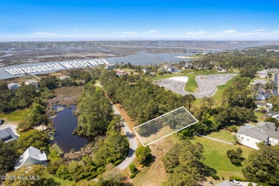 /international/us/1-barnes-bluff-drive-drive-se-southport-nc-110098826078/?lang=zh-tw