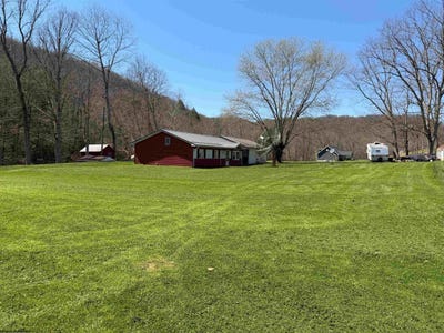 /international/us/69-community-center-lane-moatsville-wv-110107198969/