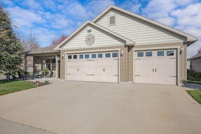 /international/us/6765-northwood-lane-saint-cloud-mn-110120749753/