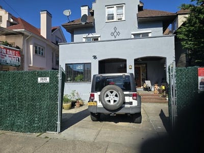 /international/us/2635-east-19th-street-brooklyn-ny-110075896118/