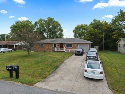 /international/us/2054-champ-drive-paducah-ky-110120654202/