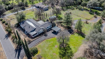 /international/us/2391-brave-street-copperopolis-ca-110097783566/