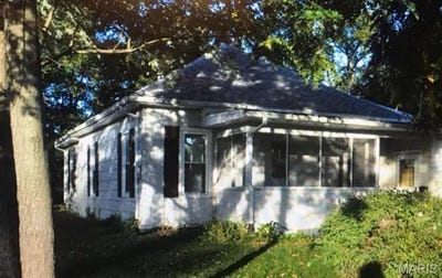 /international/us/900-sarah-street-jerseyville-il-110104855325/