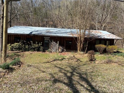 /international/us/16439-n-highway-23-ozark-ar-110098214080/