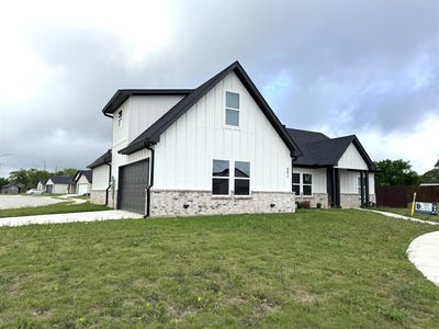 /international/us/201-bluff-court-godley-tx-110107054424/