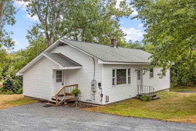 /international/us/185-highland-avenue-lisbon-nh-110101913035/