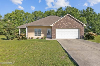 /international/us/1059-bridgetowne-lane-breaux-bridge-la-110107227736/