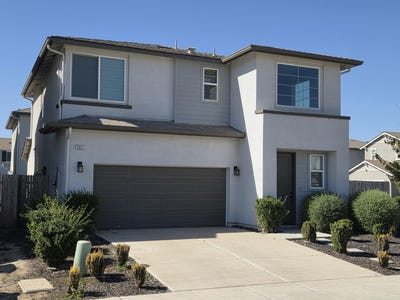 /international/us/3037-n-sowell-street-visalia-ca-110120672771/