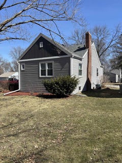 /international/us/1622-1st-avenue-spencer-ia-110106701802/