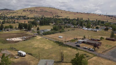 /international/us/vermont-street-klamath-falls-or-110108395399/
