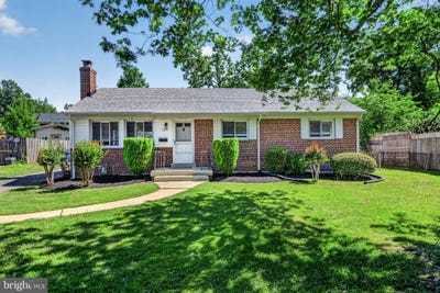 /international/us/7216-carol-lane-falls-church-va-110108417675/