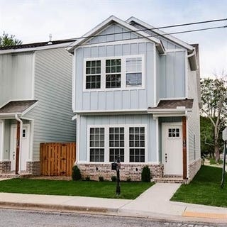 /international/us/510-w-persimmon-street-rogers-ar-110108696941/