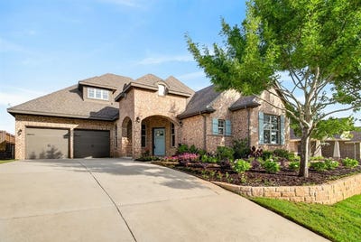 /international/us/9016-inwood-street-benbrook-tx-110107890179/