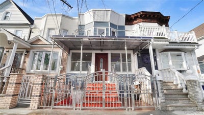 /international/us/80-17-88th-road-woodhaven-ny-110106258700/