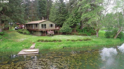 /international/us/10071-beach-dr-birkenfeld-or-110092436865/