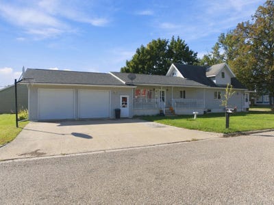 /international/us/212-n-division-street-sumner-ia-110120420140/