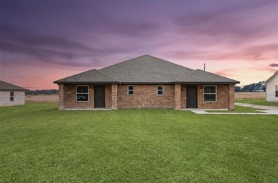 /international/us/216-melissa-street-bruceville-eddy-tx-110106306125/