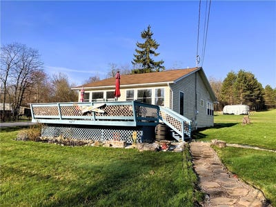 /international/us/9471-lakeshore-drive-wayne-ny-110098260486/
