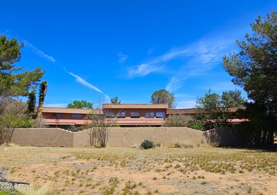 /international/us/4290-highway-82-elgin-az-110107753831/