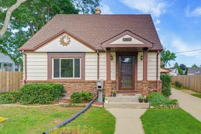 /international/us/8716-w-boone-ave-west-allis-wi-110110331955/