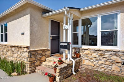 /international/us/330-north-brent-street-ventura-ca-110108020940/