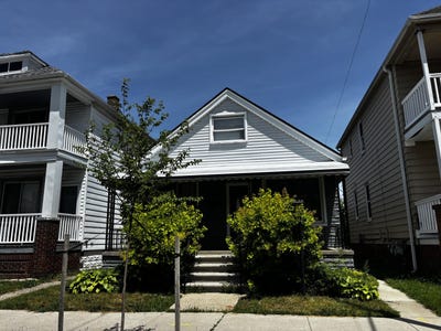 /international/us/11690-gallagher-street-hamtramck-mi-110120135382/