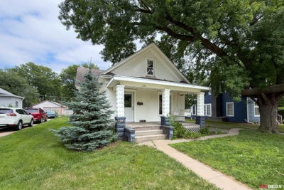 /international/us/308-n-college-avenue-york-ne-110108983505/