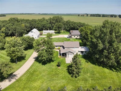/international/us/15304-county-road-11-herman-mn-110106172065/