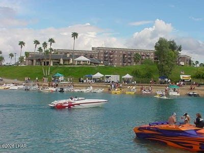 /international/us/777-harrah-way-lake-havasu-city-az-110106603577/
