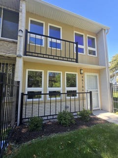 /international/us/4818-s-drexel-boulevard-chicago-il-110120769616/