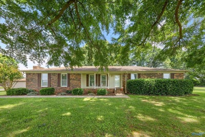 /international/us/1935-buddy-williamson-road-new-market-al-110119536006/