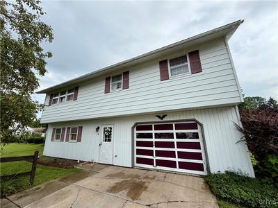 /international/us/46-kennedy-avenue-oswego-ny-110100770612/