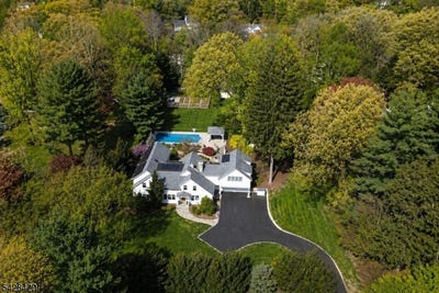 /international/us/241-grove-street-ramsey-boro-nj-110108693800/