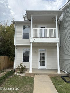 /international/us/1213-century-oaks-drive-gulfport-ms-110101057643/