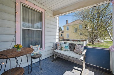 /international/us/404-w-boston-avenue-indianola-ia-110098569447/