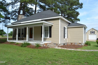 /international/us/1066-nc-27-e-lillington-nc-110108479618/