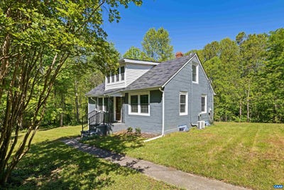 /international/us/2860-king-solomons-ln-esmont-va-110107500721/