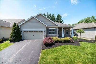 /international/us/30-barnstone-lane-canfield-oh-110106257779/