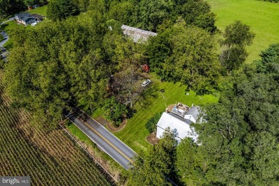 /international/us/165-point-road-wernersville-pa-110120624483/