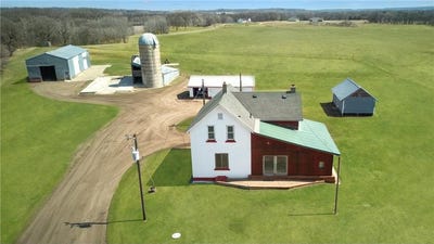 /international/us/18848-223rd-street-richmond-mn-110098987223/