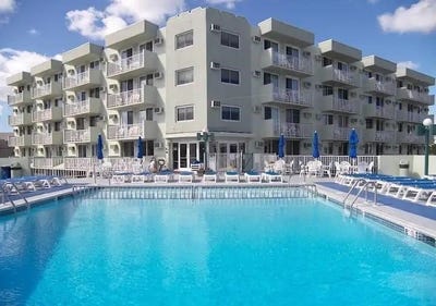/international/us/225-e-wildwood-avenue-wildwood-nj-110106552466/
