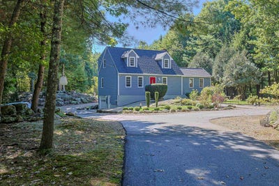 /international/us/145-county-road-bedford-nh-110110275066/