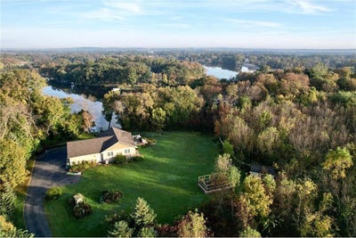 /international/us/18850-koetter-lake-road-richmond-mn-110107348275/