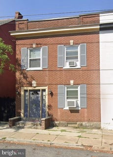 /international/us/40-n-plum-street-lancaster-pa-110108065954/
