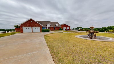 /international/us/315-hanks-trail-woodward-ok-110107749384/