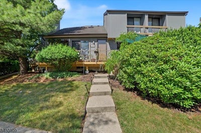 /international/us/132-bayberry-row-ondo-bernards-twp-nj-110110009573/