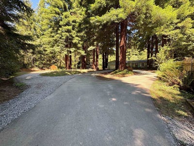 /international/us/100-boyds-crescent-city-ca-110101193364/