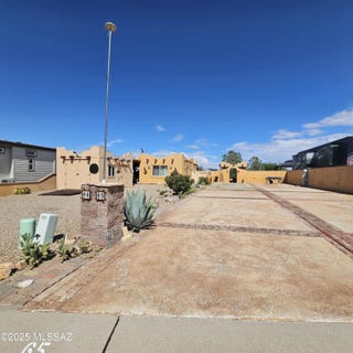 /international/us/1915-w-casa-del-rio-drive-benson-az-110101048894/