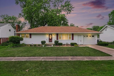 /international/us/603-orchard-lane-beecher-il-110109133298/