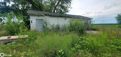 /international/us/118-w-3rd-street-bagley-ia-110100848616/